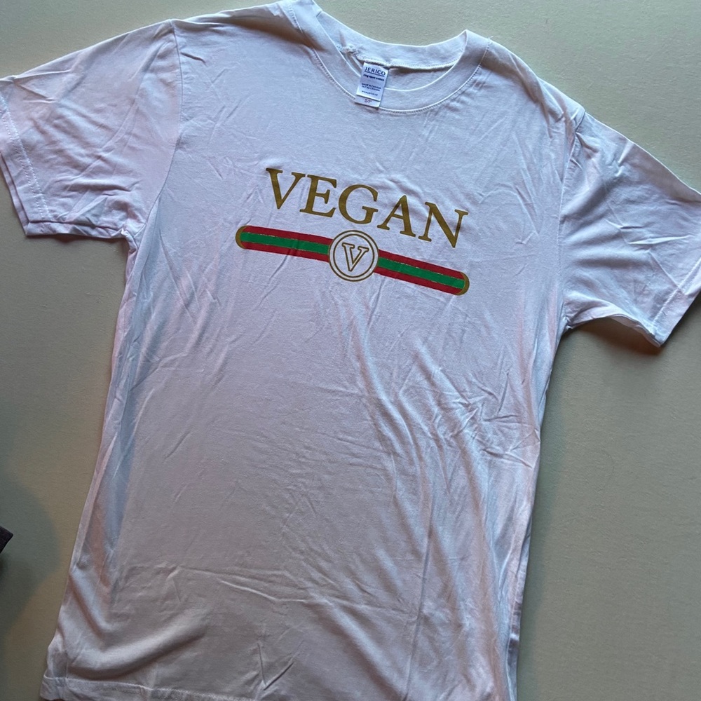 ‘Gucci’ Vegan Graphic Tshirt